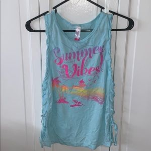 No Boundaries “summer vibes” tank w/ side ties MED